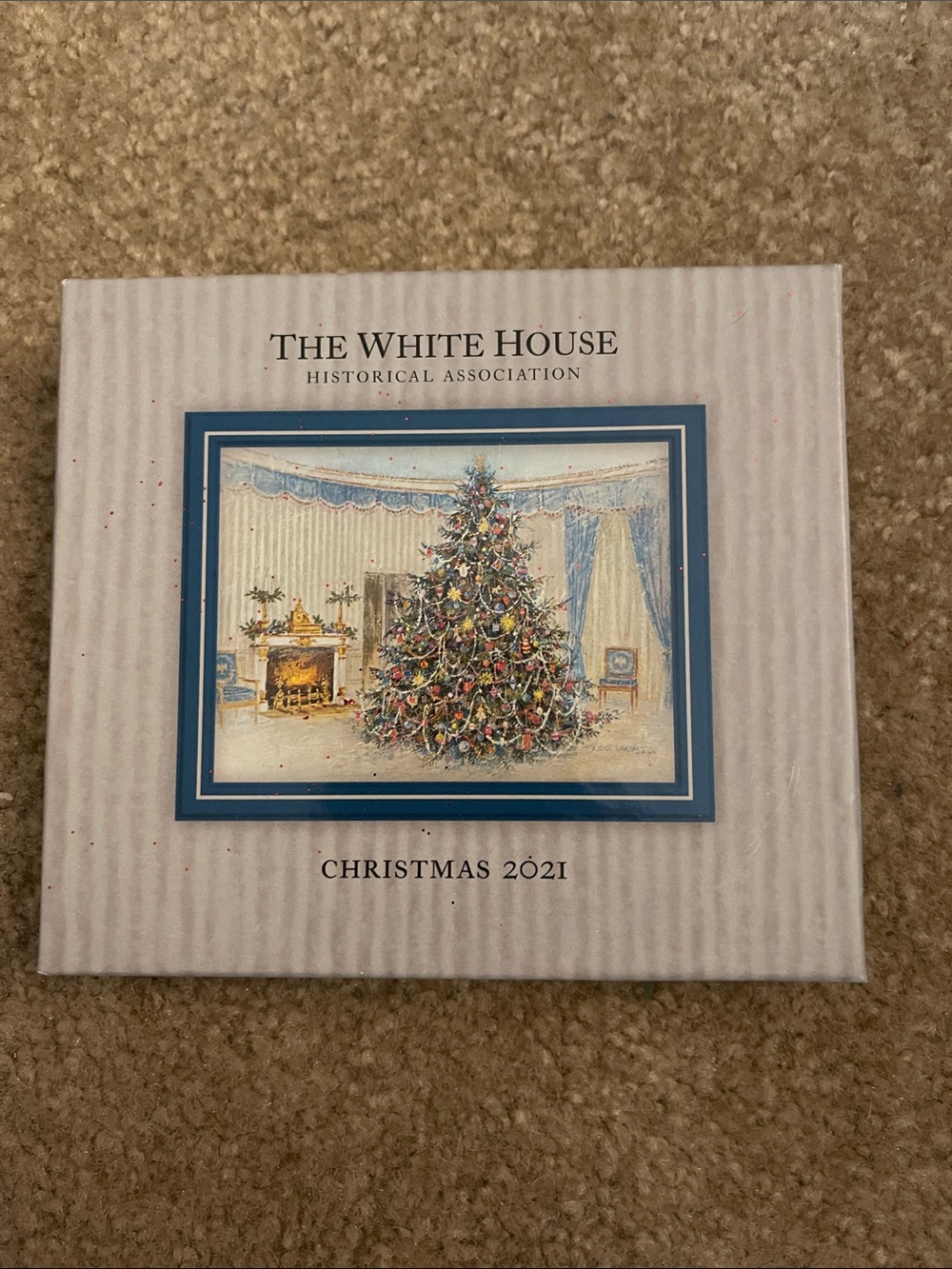 The White House Historical Association Christmas 2021 Decorative Box